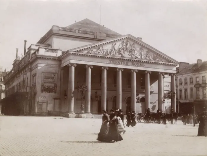 Framed Print : Theatre Royal and Opera House, Brussels, Belgium Framed Print : Theatre Royal and Opera House, Brussels, Belgium