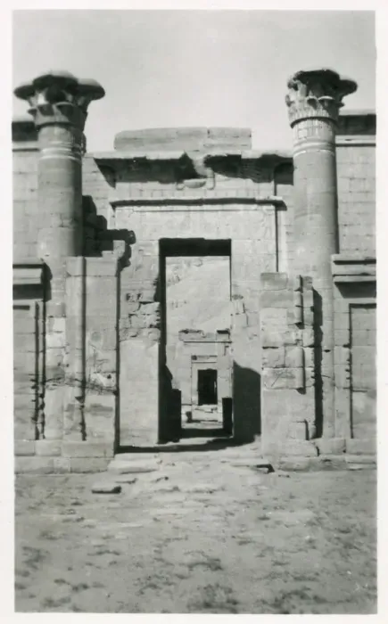 Framed Print : Thebes, Upper Egypt, North Africa - Medinet Habu