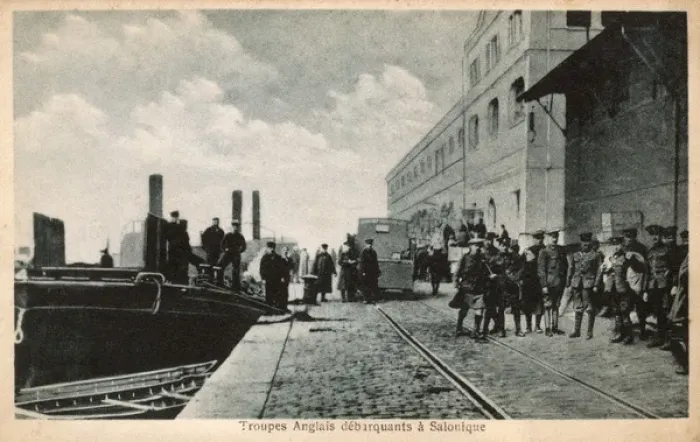 Framed Print : Thessaloniki - WW1 - English soldiers arrive Framed Print : Thessaloniki - WW1 - English soldiers arrive