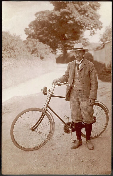 Thomas Hardy. THOMAS HARDY writer and cyclist, at his home at Max Gate, early 1920s