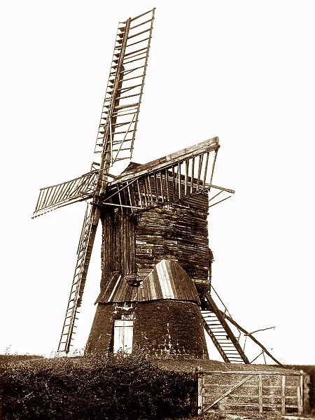 Thorne Windmill, early 1900s