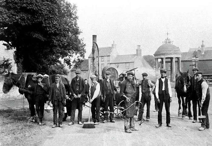 Framed Print : Tickhill Road Menders early 1900s Framed Print : Tickhill Road Menders early 1900s