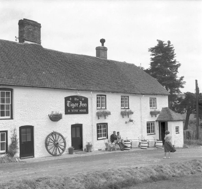 : The Tiger Inn, East Dean, East Sussex : The Tiger Inn, East Dean, East Sussex