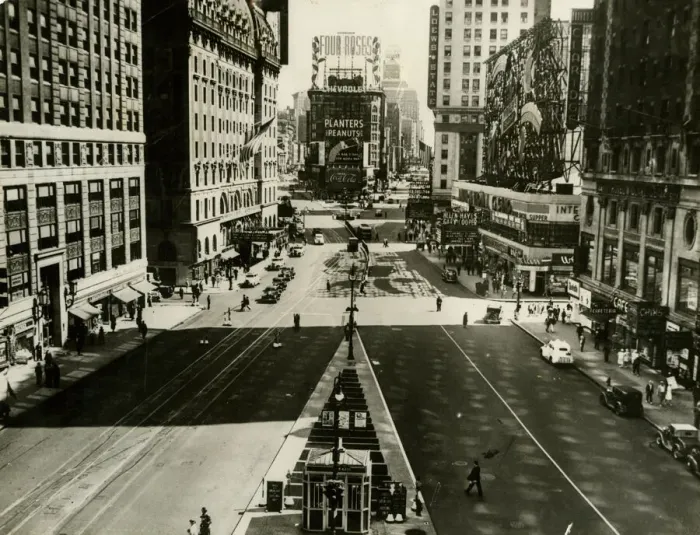 Framed Print : Times Square, New York, USA, during a heatwave Framed Print : Times Square, New York, USA, during a heatwave