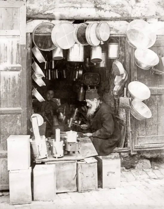 Framed Print : Tinsmith at work in his shop, Cairo, Egypt, c. 1880 s Framed Print : Tinsmith at work in his shop, Cairo, Egypt, c. 1880 s