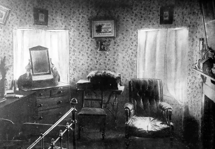 Framed Print : Toll Bar Marriage Room, Gretna Green, early 1900s Framed Print : Toll Bar Marriage Room, Gretna Green, early 1900s