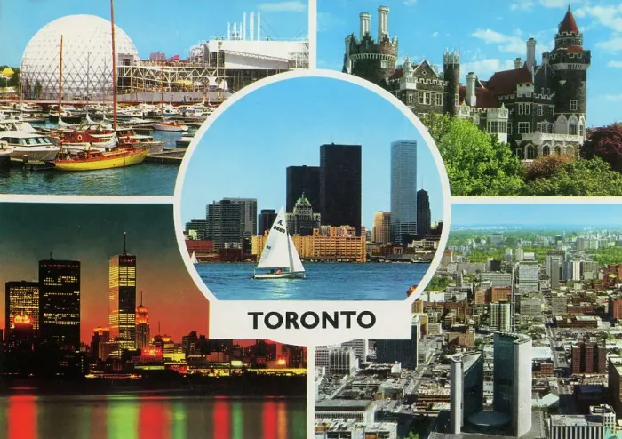 Framed Print : Toronto, Ontario, Canada Framed Print : Toronto, Ontario, Canada