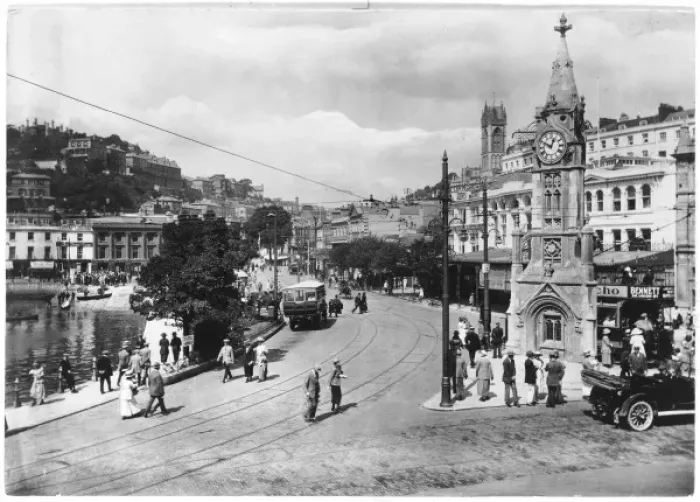 Framed Print : TORQUAY - 1920 Framed Print : TORQUAY - 1920