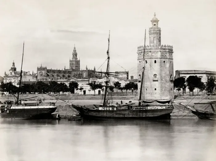 Framed Print : The Torre del Oro, Seville, Spain Framed Print : The Torre del Oro, Seville, Spain