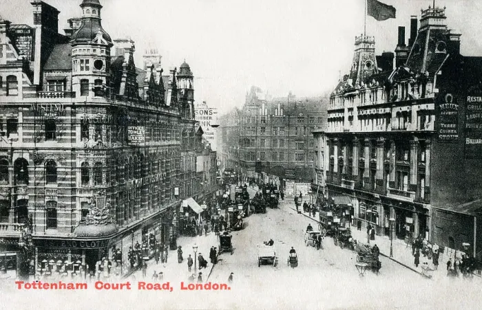 Framed Print : Tottenham Court Road, London, England Framed Print : Tottenham Court Road, London, England