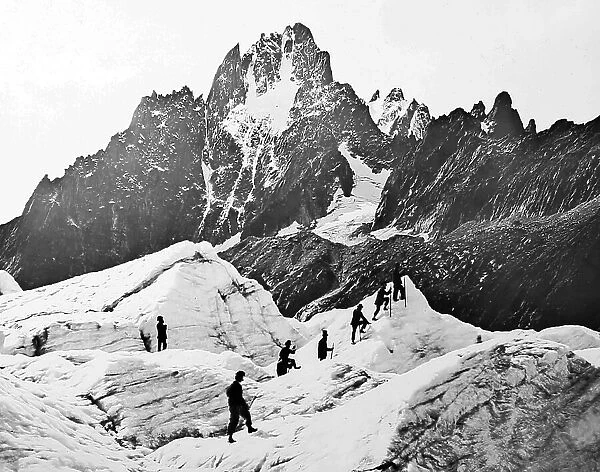 Tourist climbers of the Mer de Glace, Mont Blanc