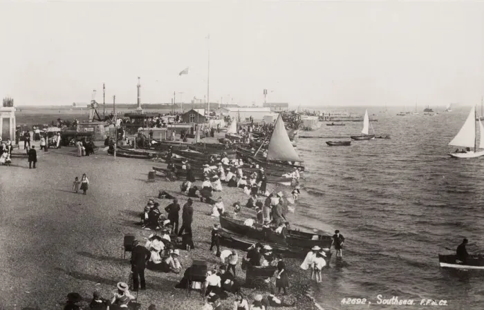 Framed Print : Tourists on the beach at Southsea, England Framed Print : Tourists on the beach at Southsea, England