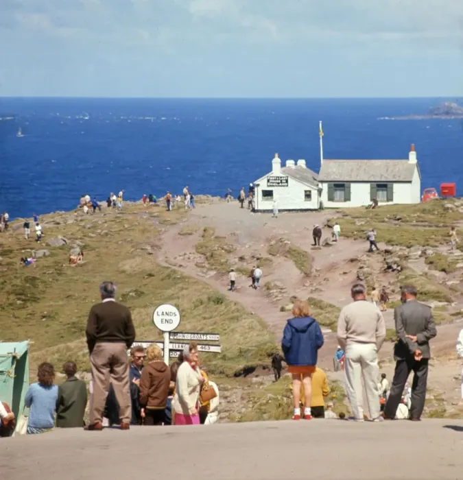 Framed Print : Tourists and holidaymakers at Lands End, Cornwall Framed Print : Tourists and holidaymakers at Lands End, Cornwall