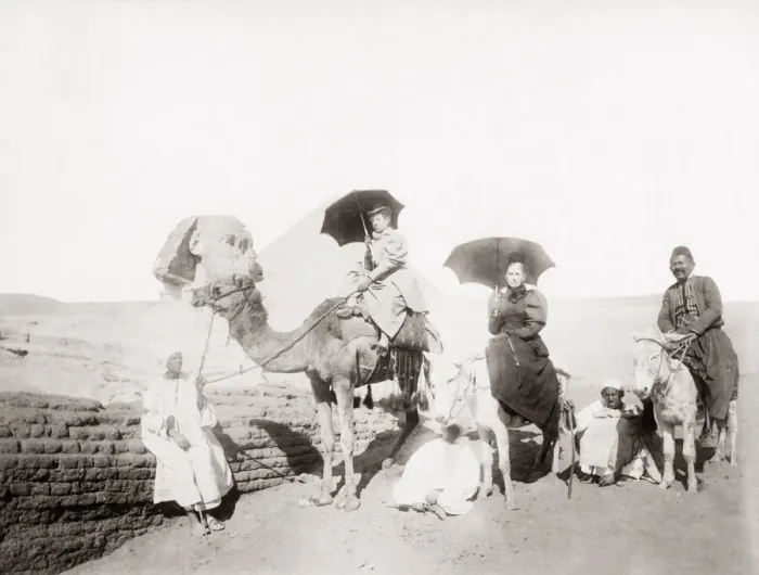 Framed Print : Tourists at the Sphinx, Egypt, c. 1900 Framed Print : Tourists at the Sphinx, Egypt, c. 1900