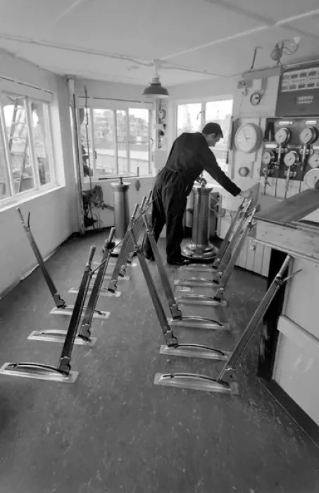 Framed Print : Tower Bridge, London - Tom Mascall operating the levers Framed Print : Tower Bridge, London - Tom Mascall operating the levers
