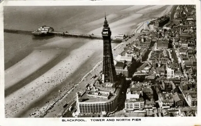 Framed Print : The Tower & North Pier, Blackpool, Lancashire Framed Print : The Tower & North Pier, Blackpool, Lancashire