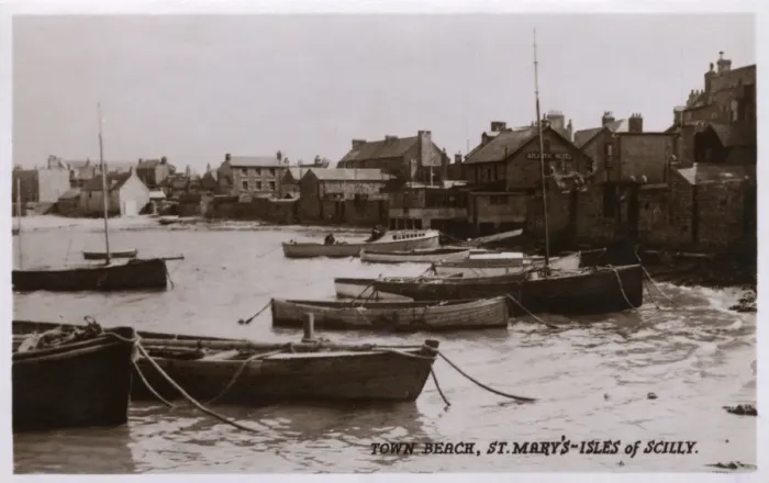 Framed Print : Town Beach, St. Marys, Isles of Scilly Framed Print : Town Beach, St. Marys, Isles of Scilly