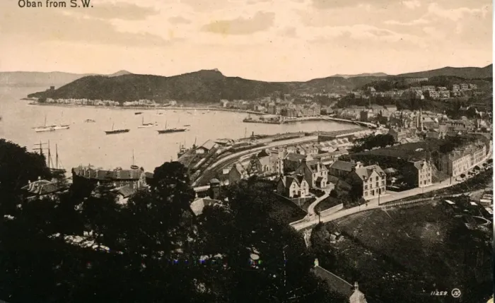 Framed Print : Town & Harbour, Oban, Argyllshire Framed Print : Town & Harbour, Oban, Argyllshire