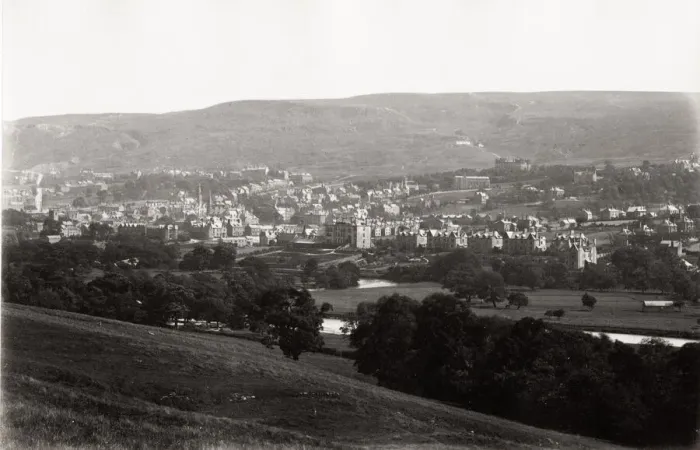 Framed Print : Town and moor of Ilkley, Yorkshire Framed Print : Town and moor of Ilkley, Yorkshire
