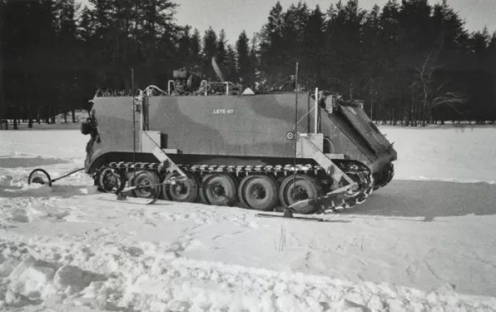 Framed Print : Tracked vehicles on snow - test Framed Print : Tracked vehicles on snow - test