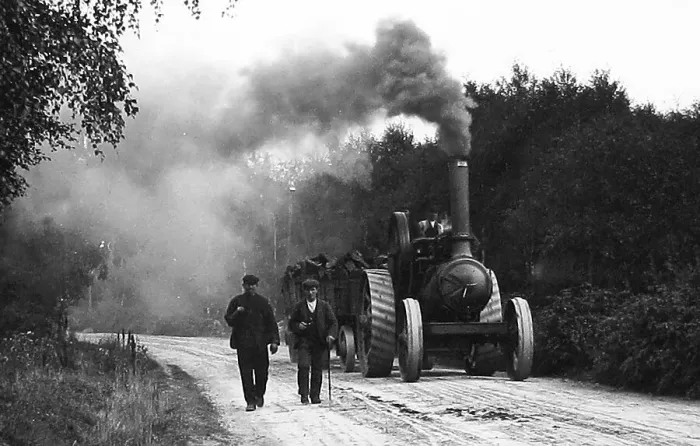 Framed Print : Traction engine hauling a trailer early 1900s Framed Print : Traction engine hauling a trailer early 1900s