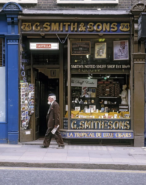 Traditional London Tobacconist