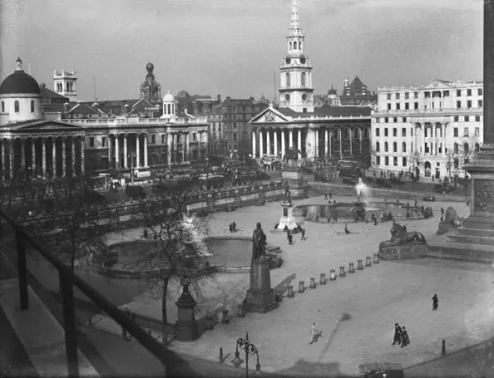 Framed Print : Trafalgar Square 1930S Framed Print : Trafalgar Square 1930S