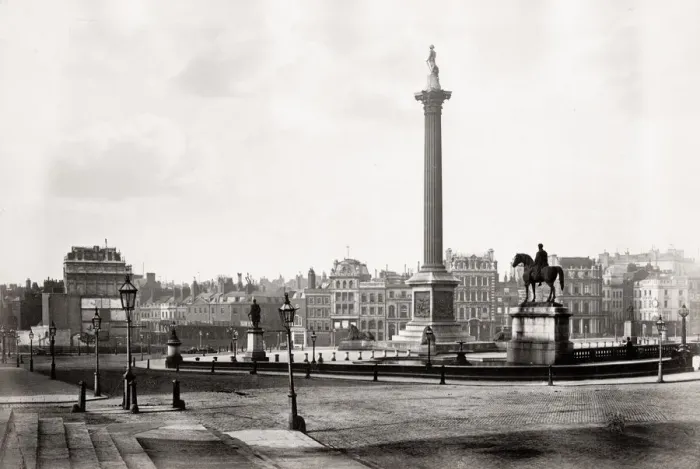 Framed Print : Trafalgar Square, London Framed Print : Trafalgar Square, London