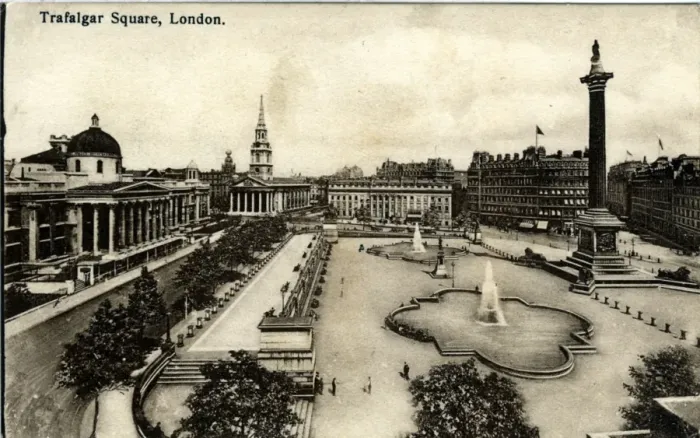 Framed Print : Trafalgar Square, London, London Framed Print : Trafalgar Square, London, London