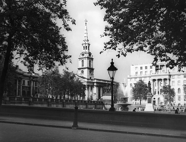 Trafalgar Square Scene