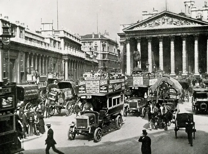 Framed Print : Traffic at Bank of England and Royal Exchange, London Framed Print : Traffic at Bank of England and Royal Exchange, London