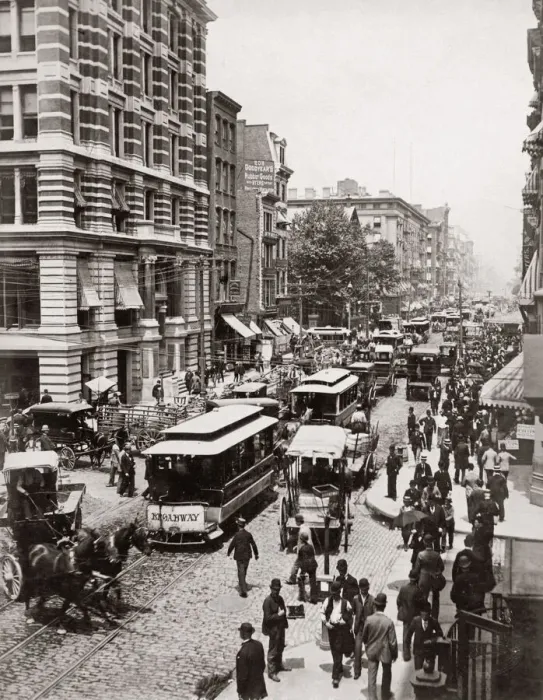 Framed Print : Traffic on Broadway, New York, c. 1900 Framed Print : Traffic on Broadway, New York, c. 1900