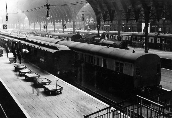 Train at Paddington Station