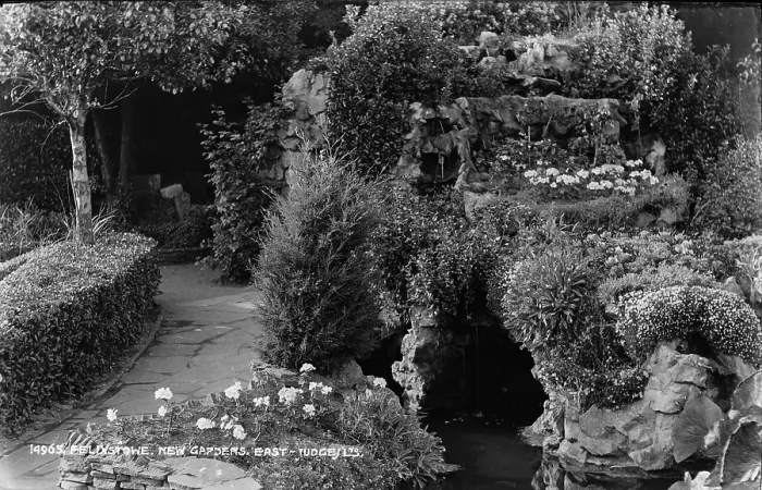 Framed Print : Tranquil Garden Scene Framed Print : Tranquil Garden Scene