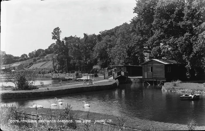Framed Print : Tranquil Scene at Trenance Gardens Framed Print : Tranquil Scene at Trenance Gardens