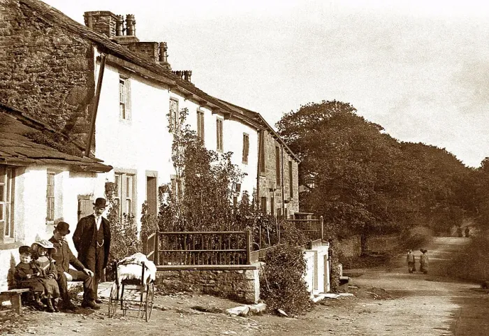 Framed Print : Trap Lane, Padiham, early 1900s Framed Print : Trap Lane, Padiham, early 1900s