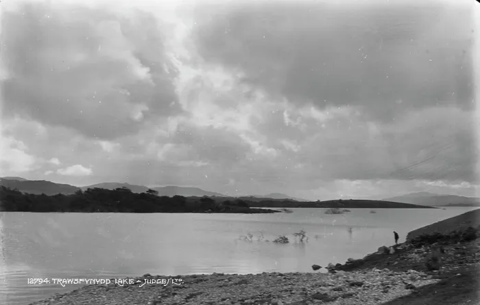Framed Print : Trawsfynydd Lake Framed Print : Trawsfynydd Lake