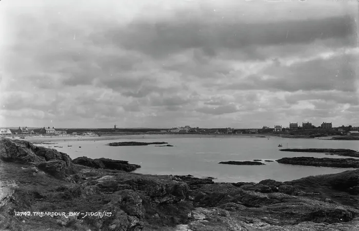 Framed Print : Trearddur Bay Framed Print : Trearddur Bay