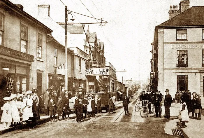 Framed Print : Trelowarren Street, Camborne, early 1900s Framed Print : Trelowarren Street, Camborne, early 1900s
