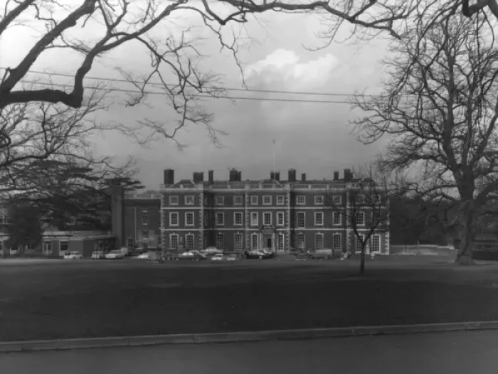 Framed Print : Trent Park Teacher Training College, North London Framed Print : Trent Park Teacher Training College, North London