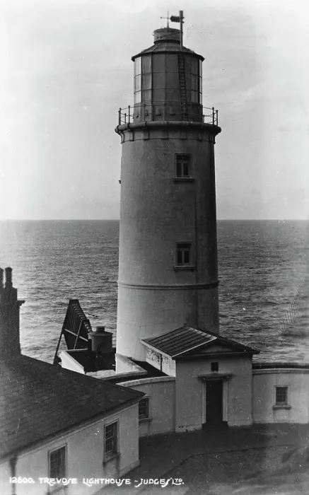 Framed Print : Trevose Lighthouse Framed Print : Trevose Lighthouse