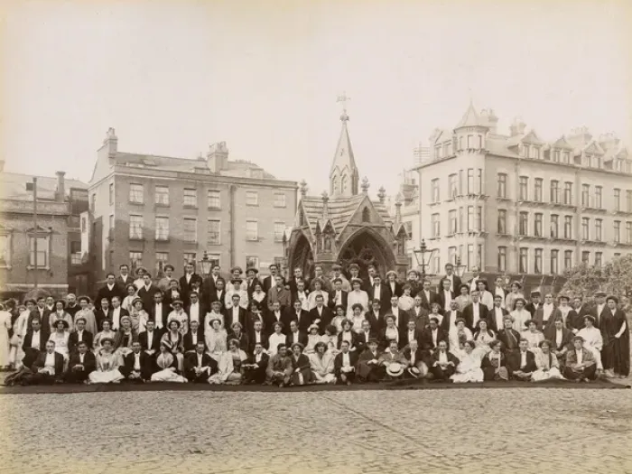 Framed Print : Trinity College, Cambridge - social group photograph Framed Print : Trinity College, Cambridge - social group photograph