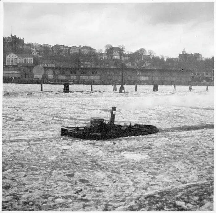 Framed Print : A tug-boat sailing through icy waters Framed Print : A tug-boat sailing through icy waters