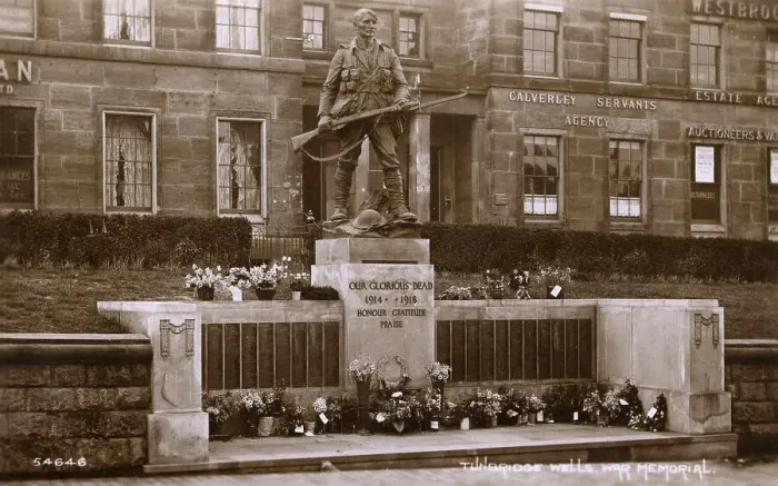 Framed Print : Tunbridge Wells War Memorial, Mount Pleasant Framed Print : Tunbridge Wells War Memorial, Mount Pleasant