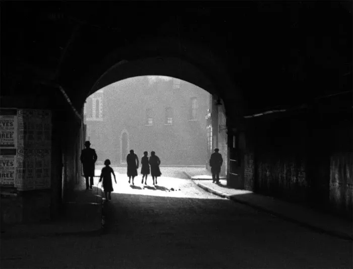 Framed Print : Tunnel under railway bridge, Whitechapel, London Framed Print : Tunnel under railway bridge, Whitechapel, London