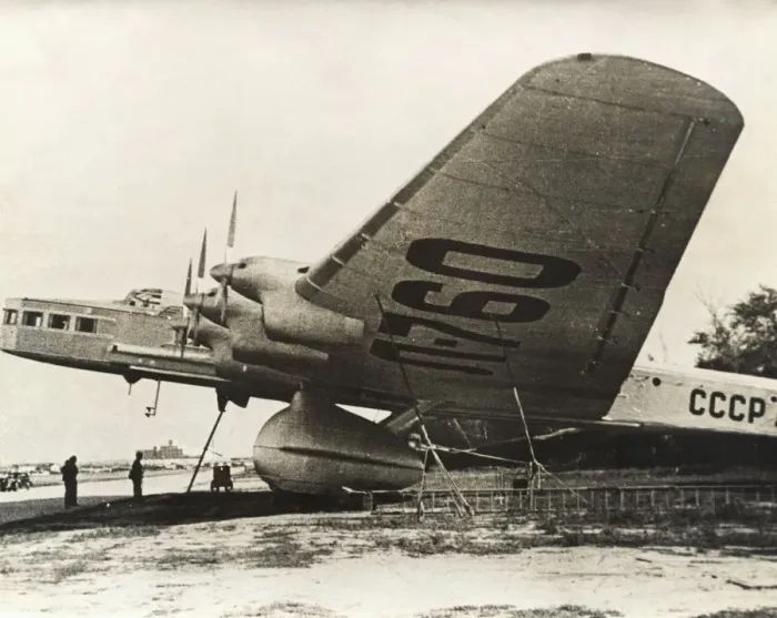 Framed Print : Tupolev ANT-20bis Maxim Gorky Framed Print : Tupolev ANT-20bis Maxim Gorky