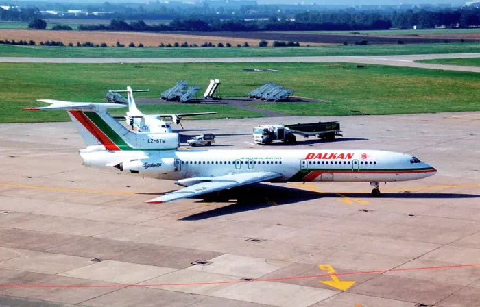 Framed Print : Tupolev Tu-154B LZ-BTM