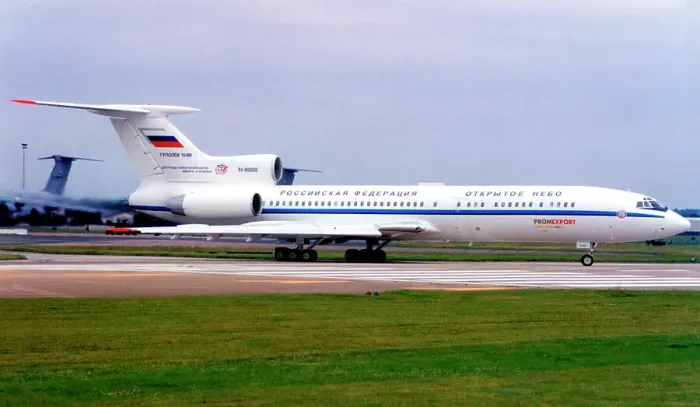 Framed Print : Tupolev Tu-154M RA-85655 Framed Print : Tupolev Tu-154M RA-85655