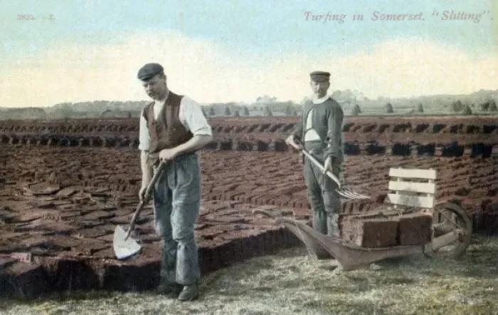 Framed Print : Turfing in Somerset. Slitting Framed Print : Turfing in Somerset. Slitting