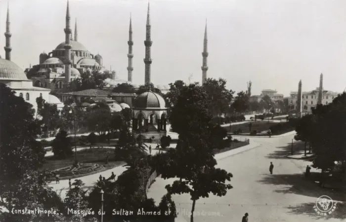 Framed Print : Turkey - Istanbul - Sultan Ahmed Mosque (Blue Mosque) Framed Print : Turkey - Istanbul - Sultan Ahmed Mosque (Blue Mosque)